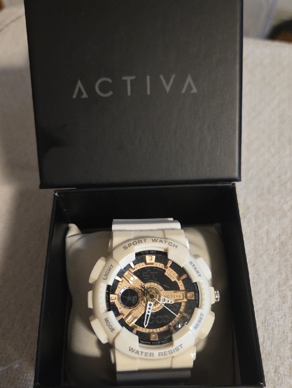 Active USA White and Gold Sport Watch